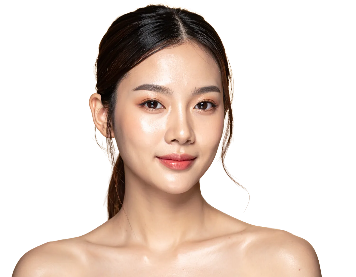 Mái tóc đen bóng khỏe được buộc gọn