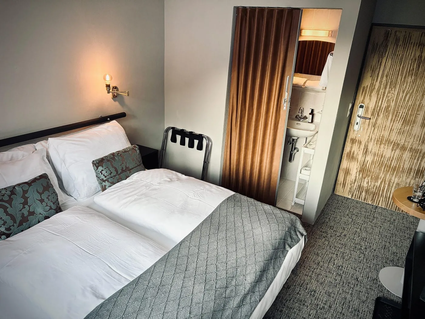 Motel Apartment — Room 3