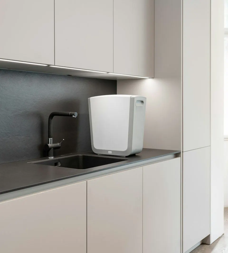 Máy lọc nước RO để trên mặt bếp
