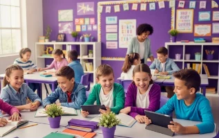 Trẻ em học nhóm với máy tính bảng trong lớp BrainBuddies