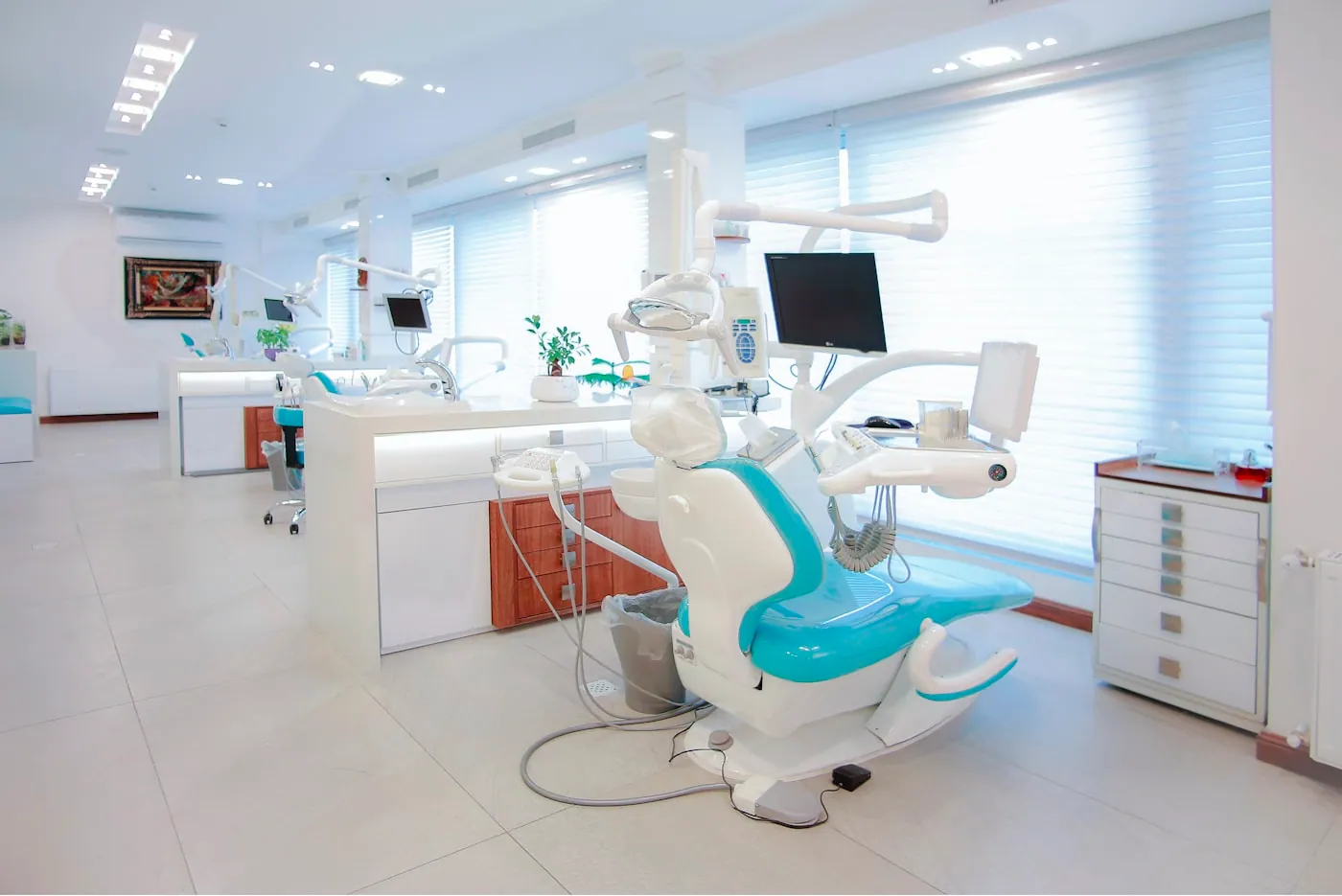 Toàn cảnh khu điều trị của phòng khám Oracare