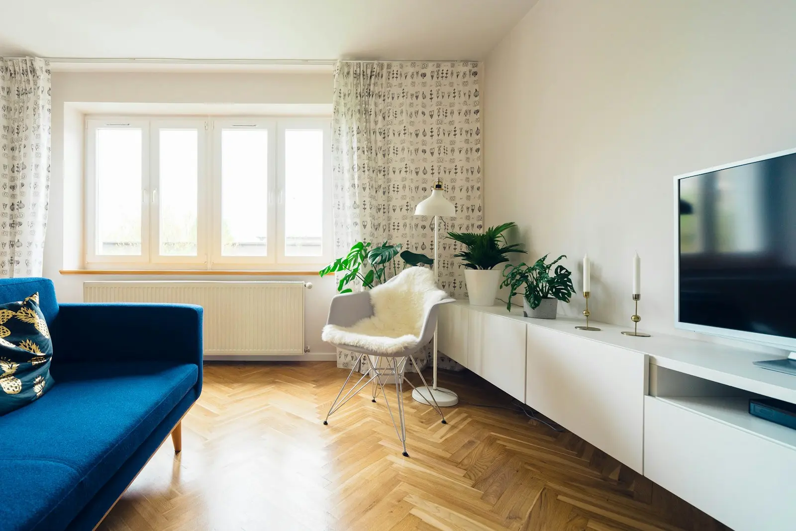 Executive Suite Q2